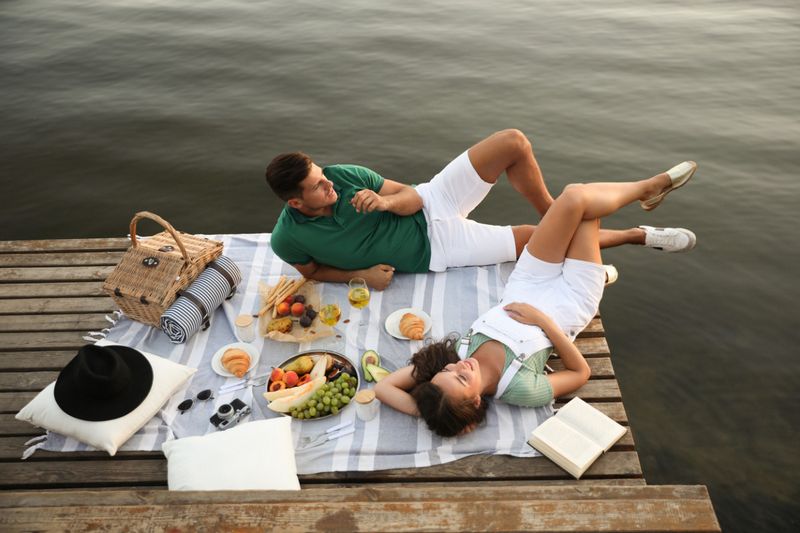 How to locate a girlfriend on SofiaDate? How to locate a girlfriend on SofiaDate?